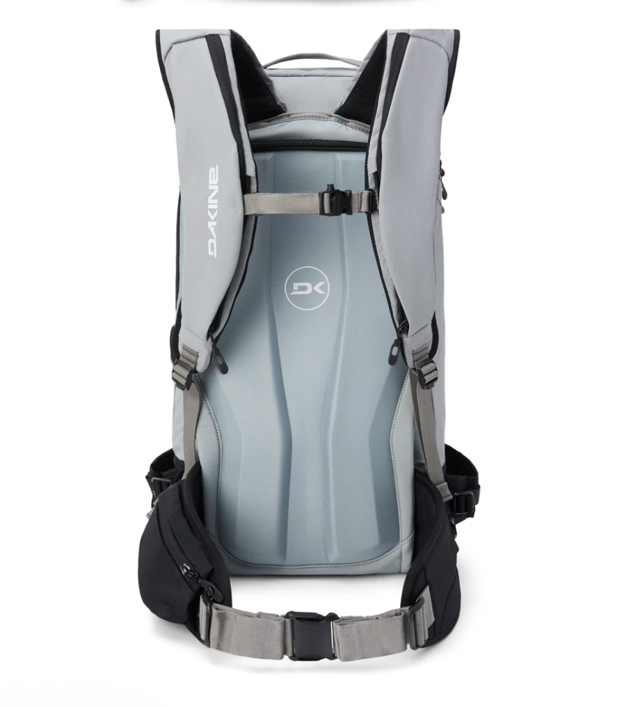 POACHER 32L